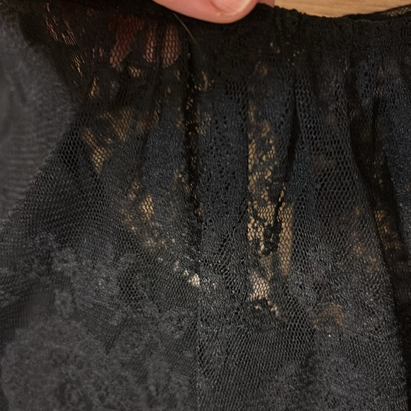 CAbi Tops - Black lace sleeveless cabi top
